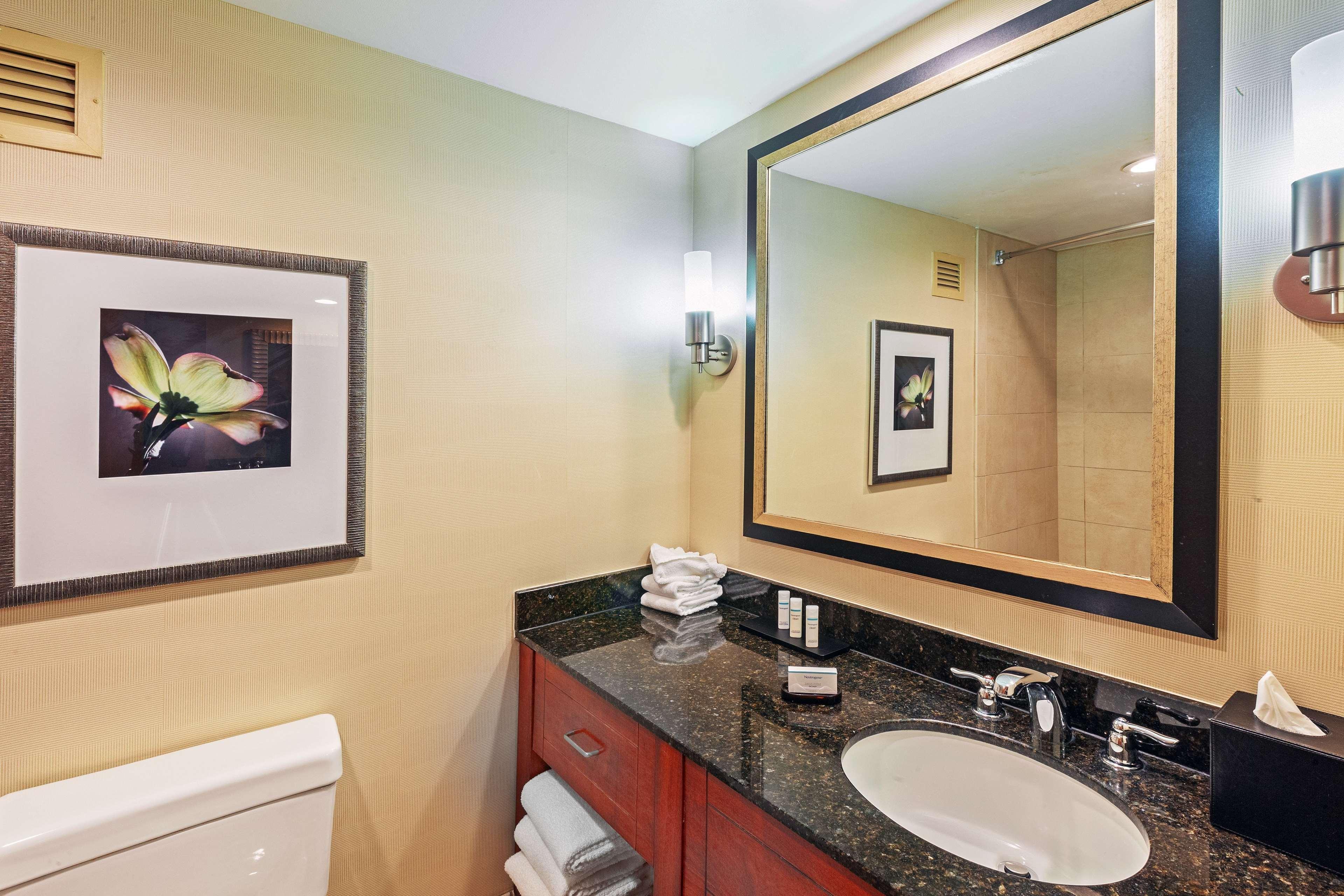 Embassy Suites By Hilton Greensboro Airport Extérieur photo