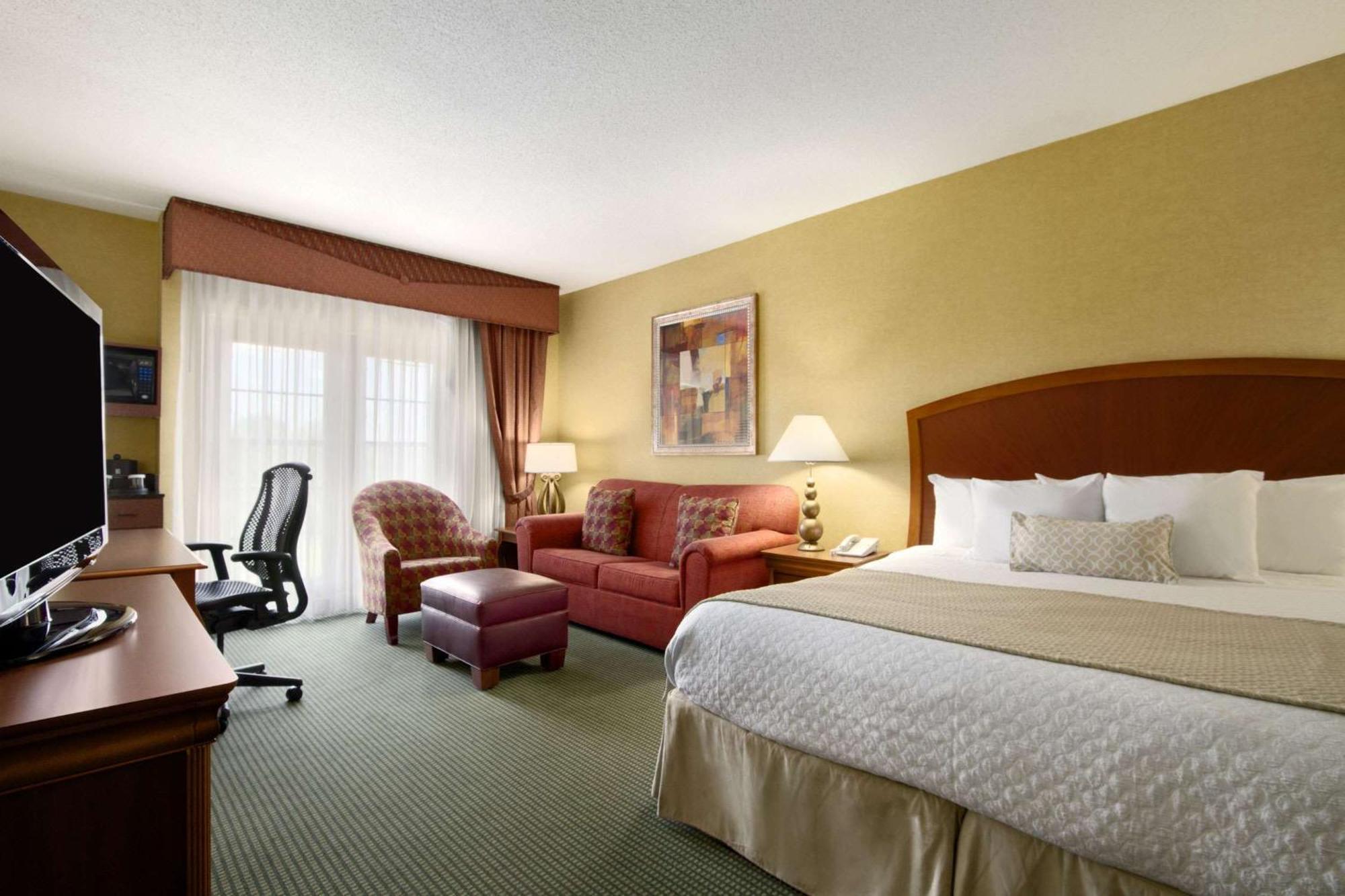 Embassy Suites By Hilton Greensboro Airport Extérieur photo