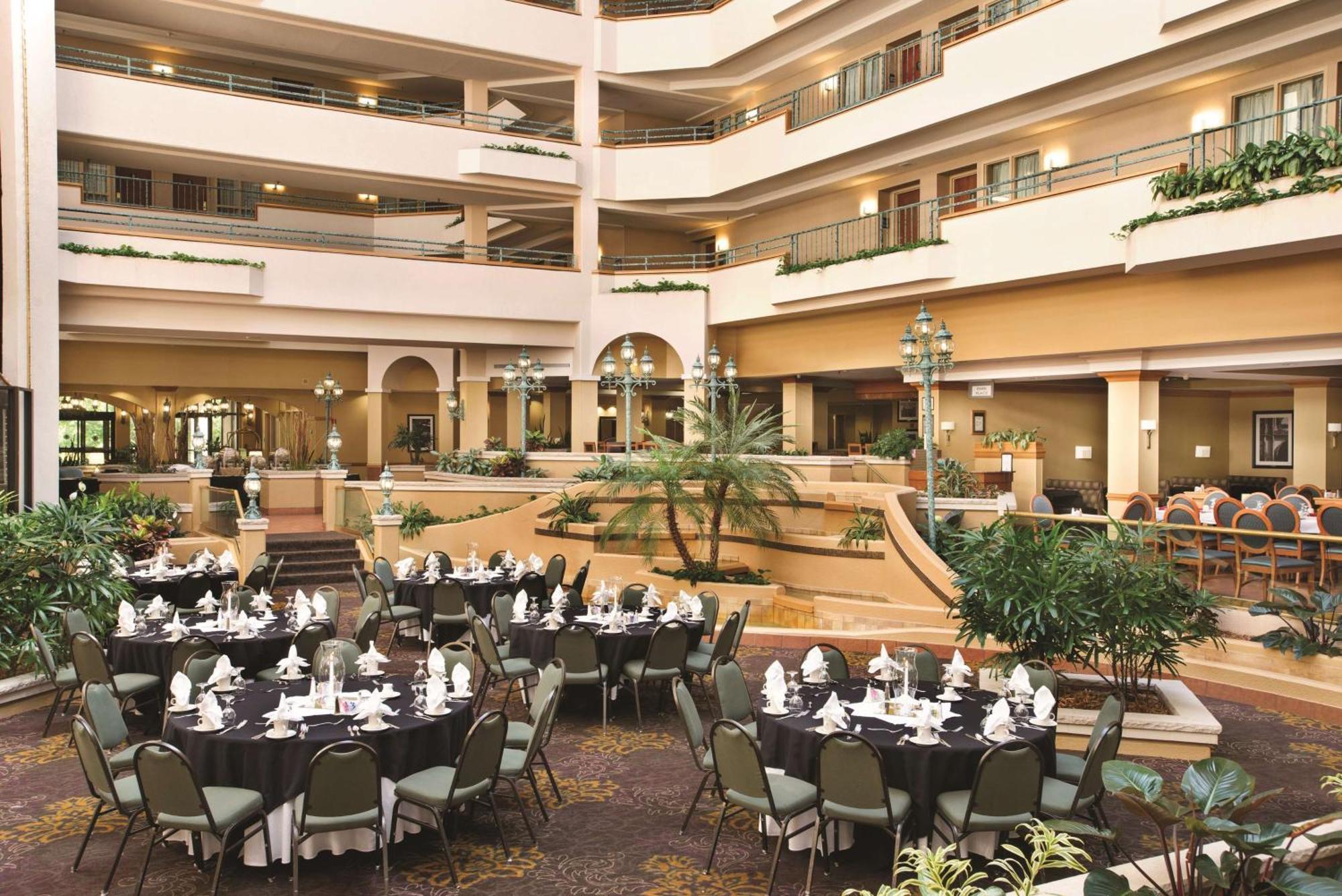 Embassy Suites By Hilton Greensboro Airport Extérieur photo