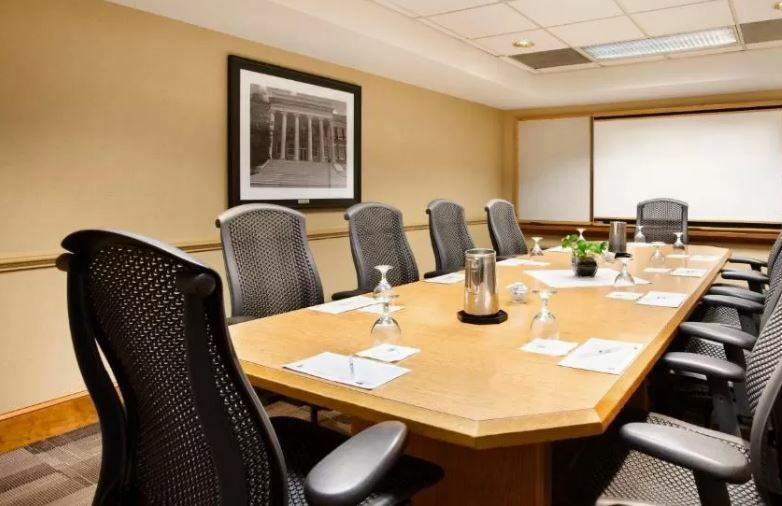 Embassy Suites By Hilton Greensboro Airport Extérieur photo